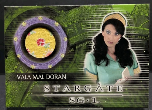 2009 Stargate Heroes SG-1 costume card c49, Claudia Black Vala Mal Doran 