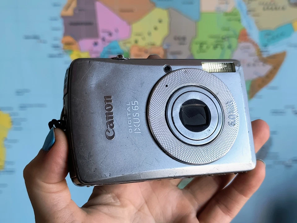 Canon PowerShot ELPH SD630 IXUS 65 6.0MP Digital Camera - Silver Fully Working - Image 2 of 4