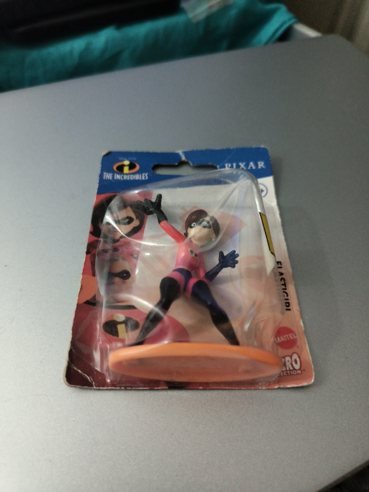 Disney - The Incredibles - Elastigirl - Mini Figure - Aprox. 3 Inches High