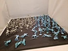LOUIS MARX - Assortment Of Blue And Grey Figures (Battle Of The Blue And Grey)