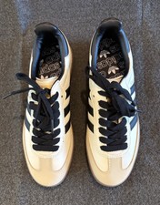 Collegiate Navy Adidas Nmd Womens Six 02 Navy Adidas Nmd R1