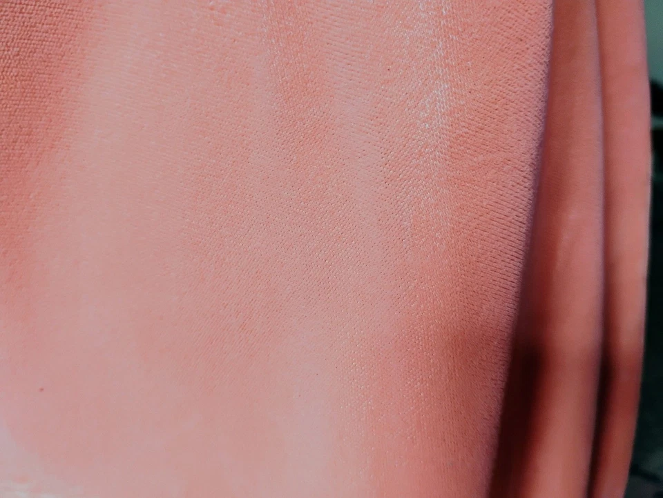 TELA PARA MUEBLES DE TERCIOPELO CORAL MELOCOTÓN/SALMÓN 3 YARDAS JB MARTIN TERCIOPELO CARMEN #3952 Foto 3 de 4