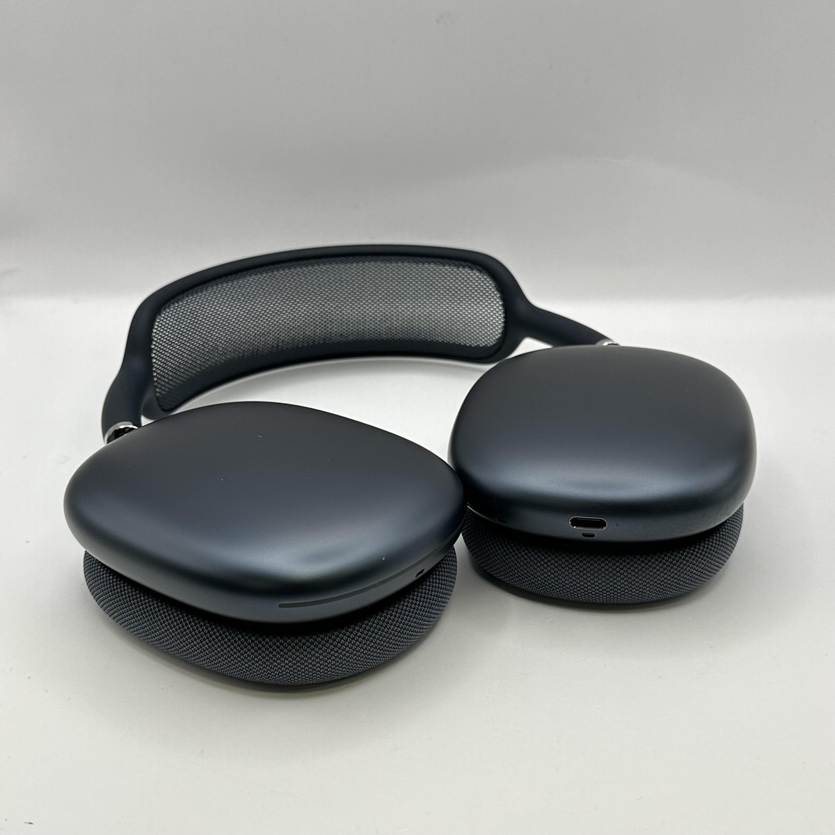 Apple AirPods Max USB-C Midnight - Excellent Condition (NO SMART