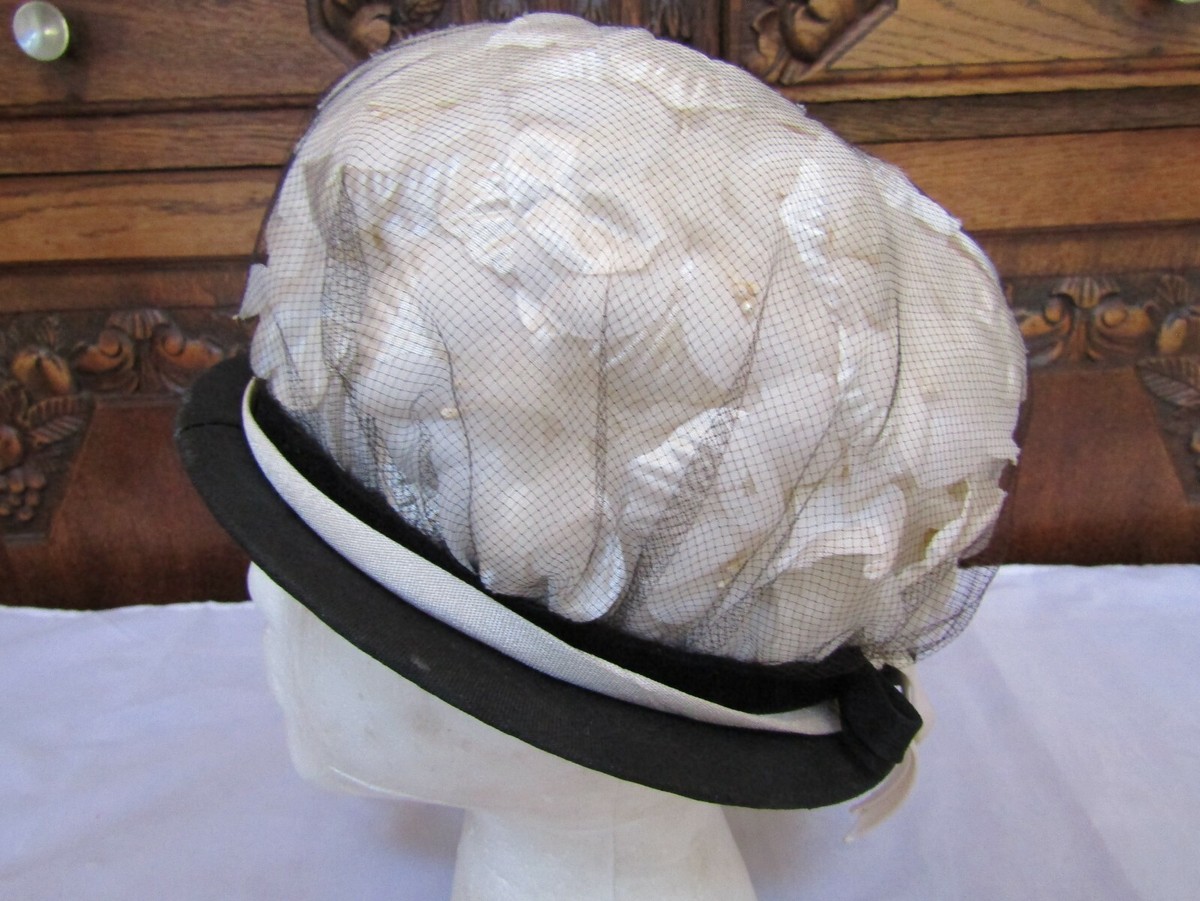 Vintage Lucila Mendez Exclusive Ladies Hat- Creamy Faux 