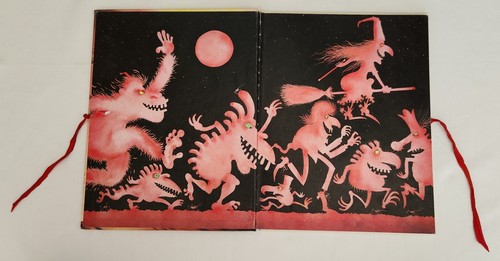 The Monster Book of Horrible Horrors by Peter Haswell, Hardcover, 1995 - Picture 3 of 12