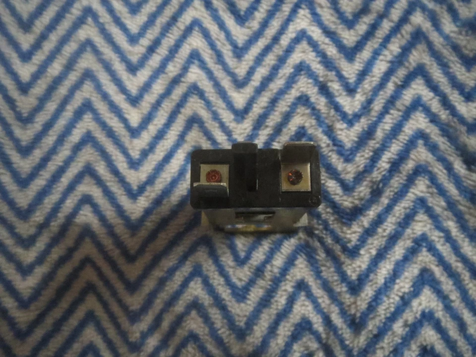 NOS 1969 FORD GALAXIE LTD CUSTOM 500 FAIRLANE TORINO MAN BRAKES STOP LITE SWITCH - Image 2 of 3