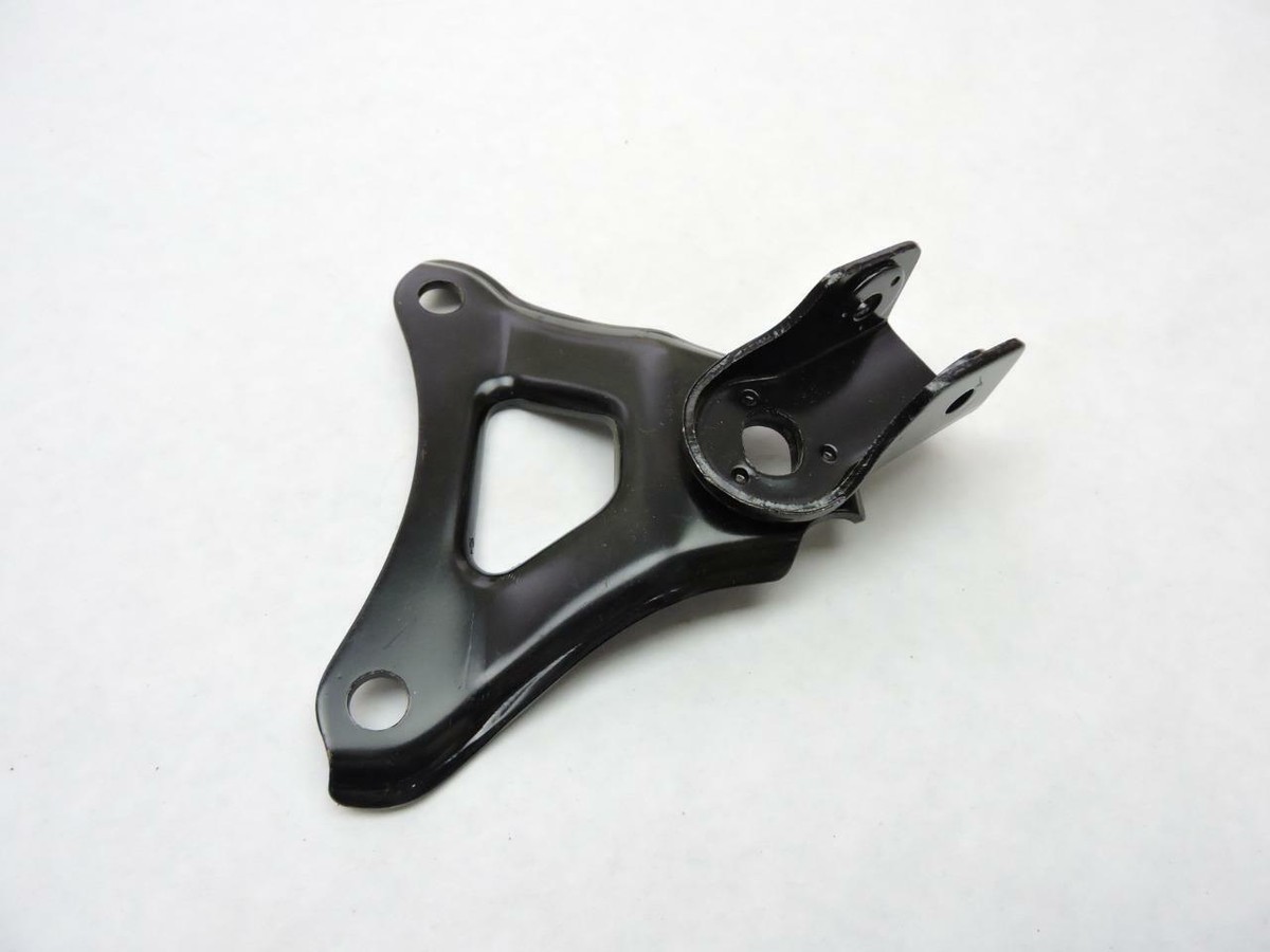 usa YAMAHA 1981 XJ650L MIDNIGHT MAXIM LEFT FOOT PEG BRACKET 4W5-27442