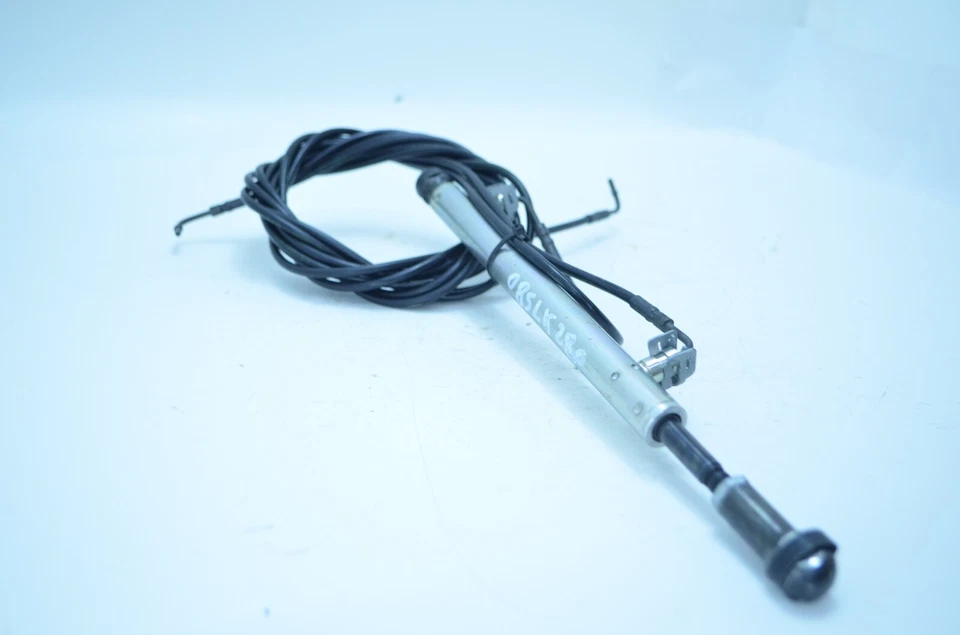 05-08 MERCEDES R171 SLK280 ТРАНСФОРМИРУЕМАЯ ВЕРХНЯЯ АМОРТИЗАЦИОННАЯ СТОЙКА НА КРЫШЕ ОТ ОРИГИНАЛЬНОГО ПРОИЗВОДИТЕЛЯ - Изображение 3 из 4