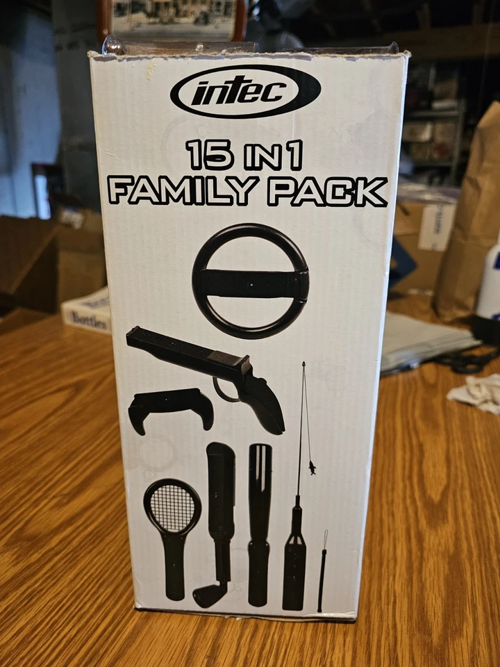 Accesorios para juegos Nintendo Wii Intec 15 en 1 paquete familiar caja abierta completa Foto 3 de 4