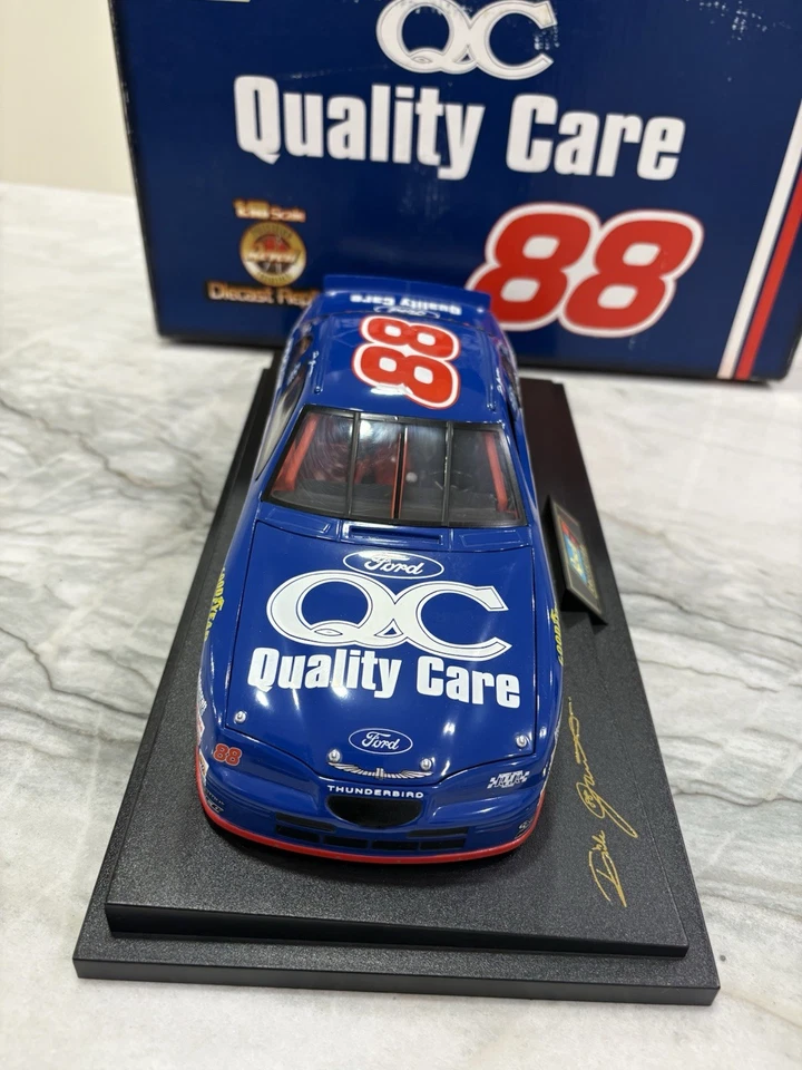 Dale Jarrett 1997 Quality Care QC Nascar 1/18 Diecast Ford Thunderbird #88  - Image 2 of 4