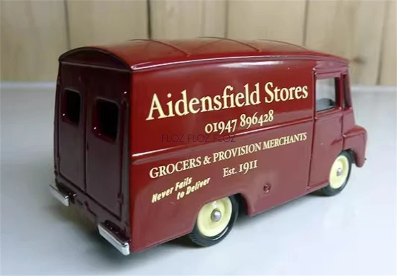 for CORGI for Aidensfield Stores LTD for Morris LD Van wine red 1:76 Model - Image 2 of 4