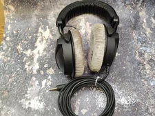 Beyerdynamic DT 770 Pro 80 Ohm Over-Ear Studio Mixing Headphones Bla (SB1109705)