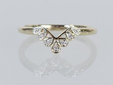 14K Yellow Gold Round Diamond V Wedding Band Ring SZ 7 AM1086949 