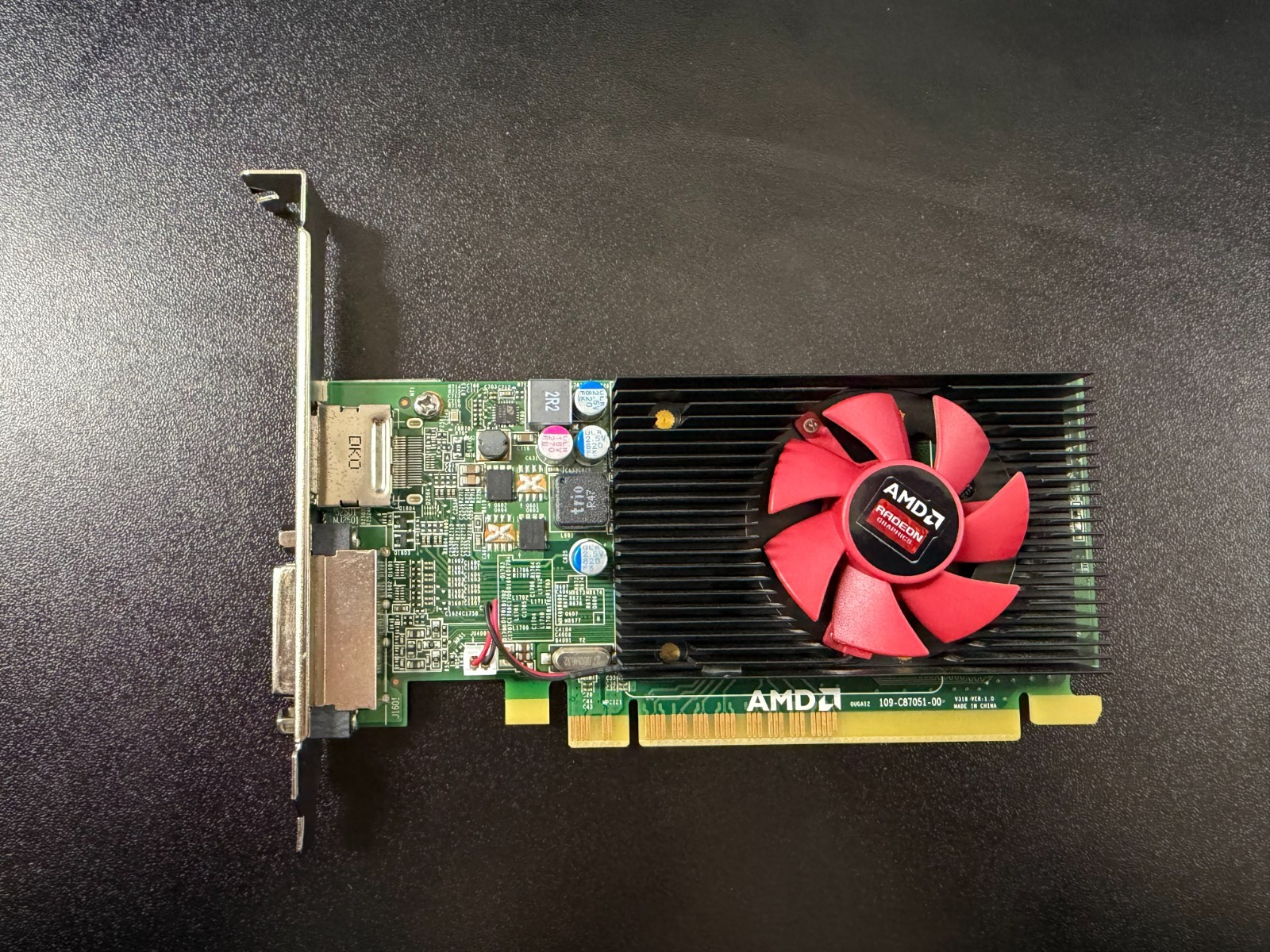 AMD Radeon C870 109-C87051-00 PCIe Graphics Card DVI DisplayPort | eBay