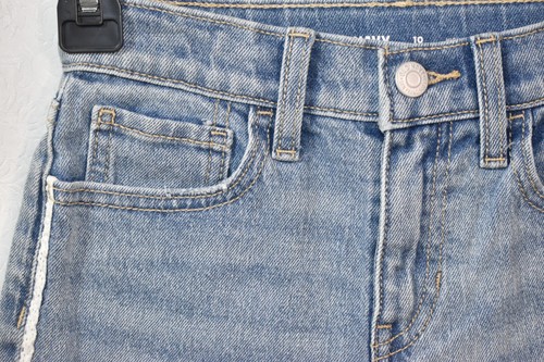Old Navy Denim Blue Jean Shorts Size 10 Girl's Crochet Trim Cut-Offs - Picture 3 of 8