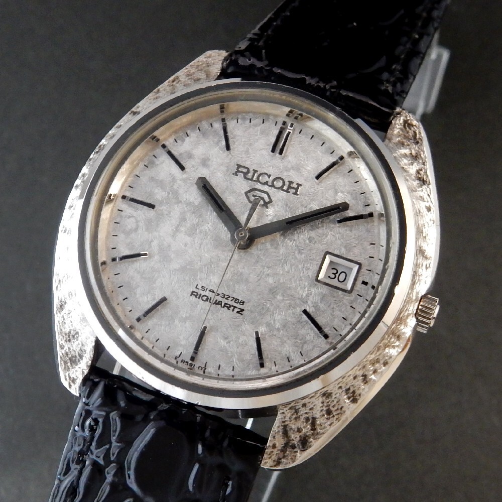 Vintage Ricoh RIQUARTZ Silver High Grade 1975 Cal. 591007 Vintage Ricoh RIQUARTZ Silver High Grade 1975 Cal. 591007