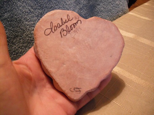 Isabel Bloom Pink Signed Hugs Heart Art Sculpture - Picture 6 of 6