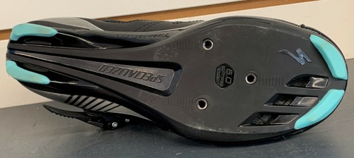 NUEVOS Zapatos de Ciclismo para Mujer Specialized TORCH ROAD, Negro Azulado, Talla 38, 3 Pernos - Imagen 3 de 4