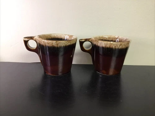 Vintage Hull Brown Drip Glaze Pottery Set Of 2 Coffee Mugs Cups W/O Ring Handle