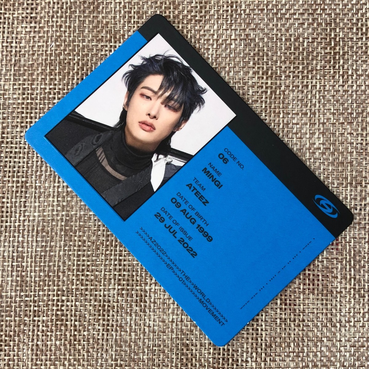 ATEEZ MINGI [THE WORLD EP.1 : MOVEMENT] Official ID Card Photocard