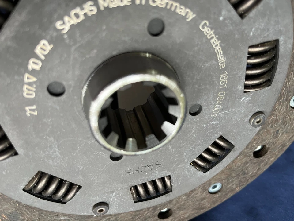 Disco de embrague Ferrari 250GT principios de 275 GTB/GTS OEM NOS en caja parte # 95500015 Foto 4 de 4