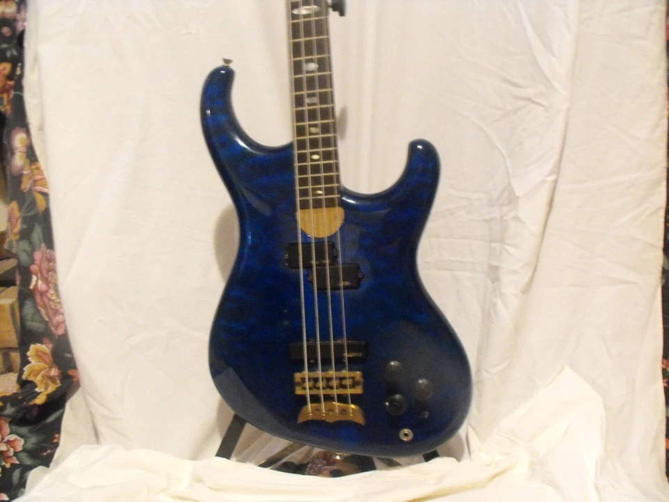 BAJO ALAMBIC ELAN 1987 4 CUERDAS con papeleo original Crafter Foto 3 de 4