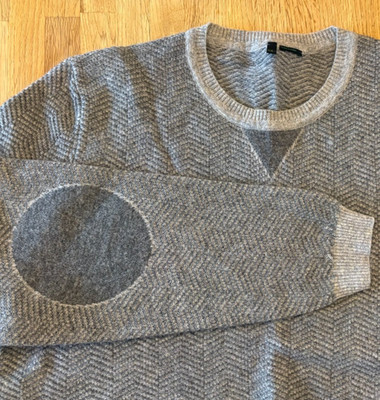 Benetton Men s L Gray Herringbone Wool Blend Sweater Knit Elbow Patch Effect