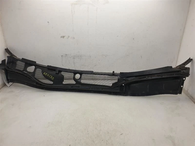 Panel de ventilación de capó Lexus LS460 2007 2008 Foto 2 de 4