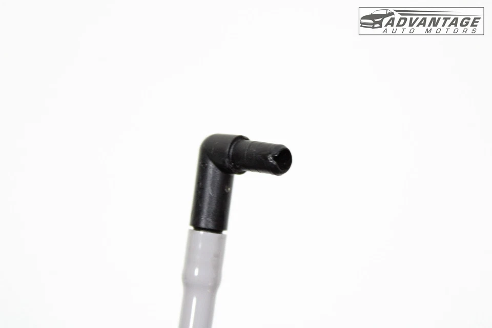 2013-2018 BMW 320I XDRIVE F30 ЗАДНИЙ ПРАВЫЙ СЛИВНОЙ ВЕНТИЛЯЦИОННЫЙ ШЛАНГ АККУМУЛЯТОРА ОТ ОРИГИНАЛЬНОГО ПРОИЗВОДИТЕЛЯ - Изображение 3 из 4