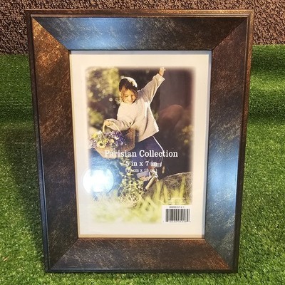 Parisian Collection 5X7'' Bronzed Finnished Wooden Picture Frame