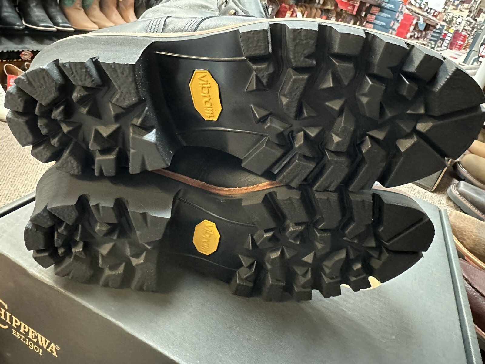 mens work boots Motorcycle Black  Chippewa 9.5E Steel Toe#25410 Logger