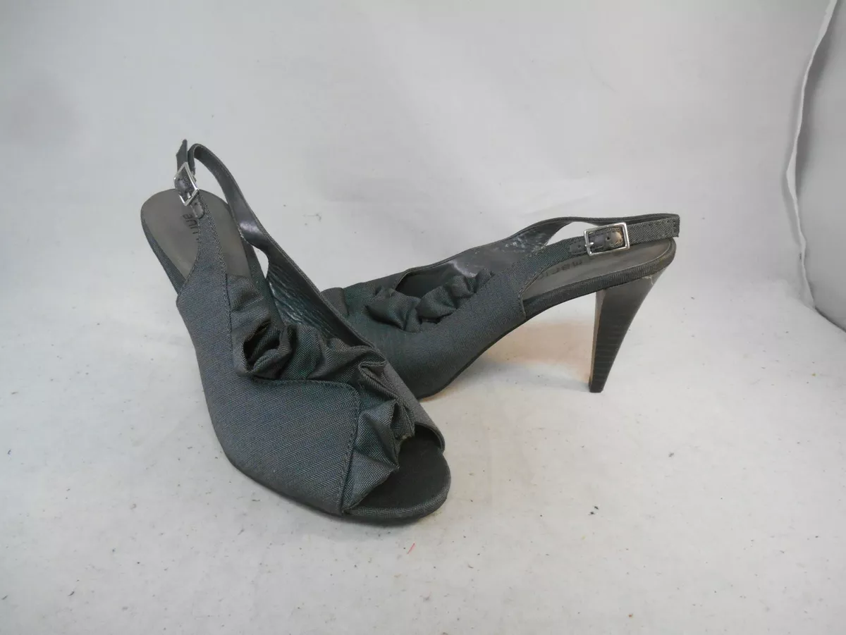 Ann Marino Gray Ruffle Peep Toe Heels Slingback Women s Size 8 M