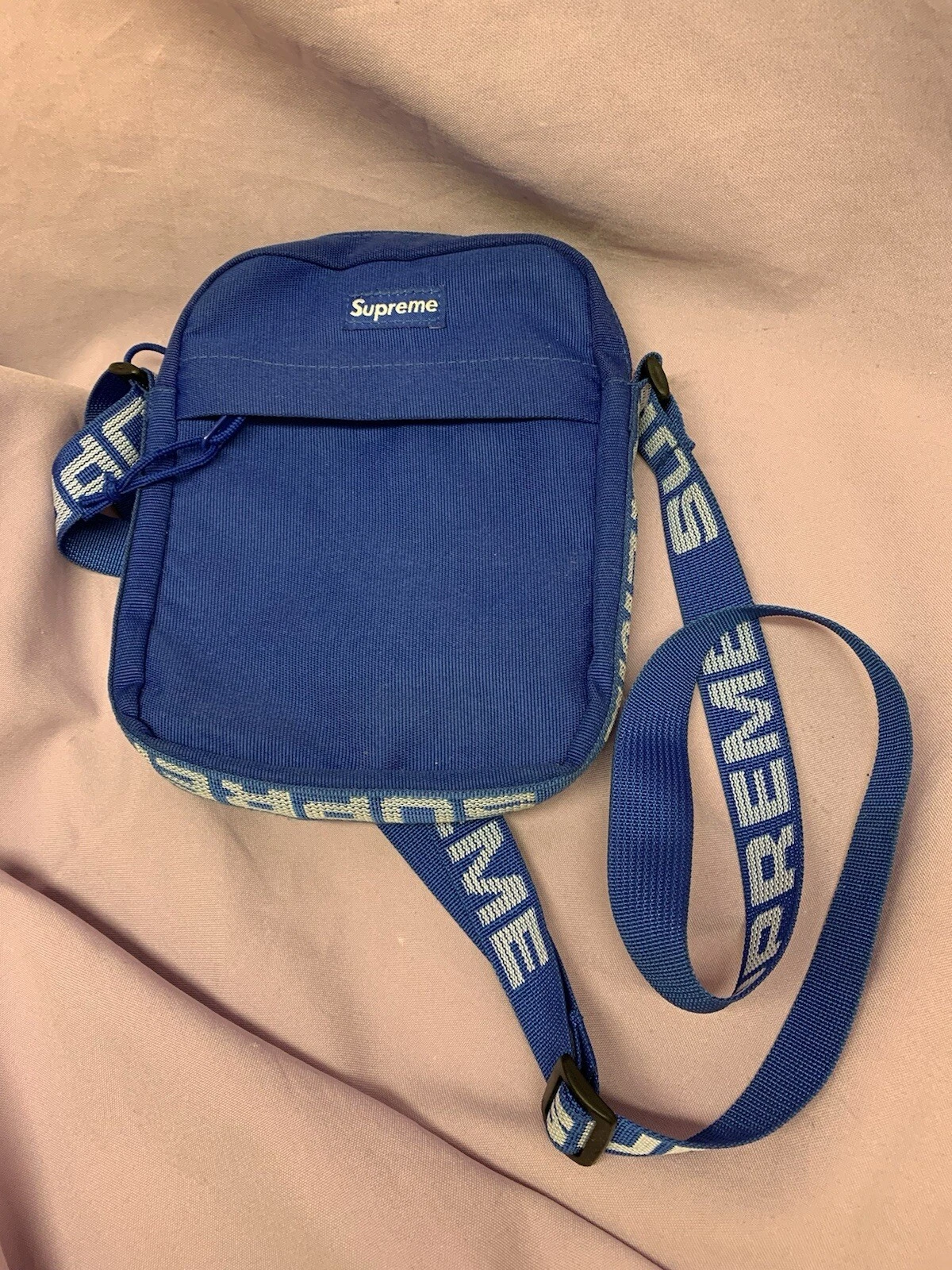 Sac à bandoulière Supreme   Bleu ! Tissu Cordura ! Rare ! Authentique ! Livraison gratuite !