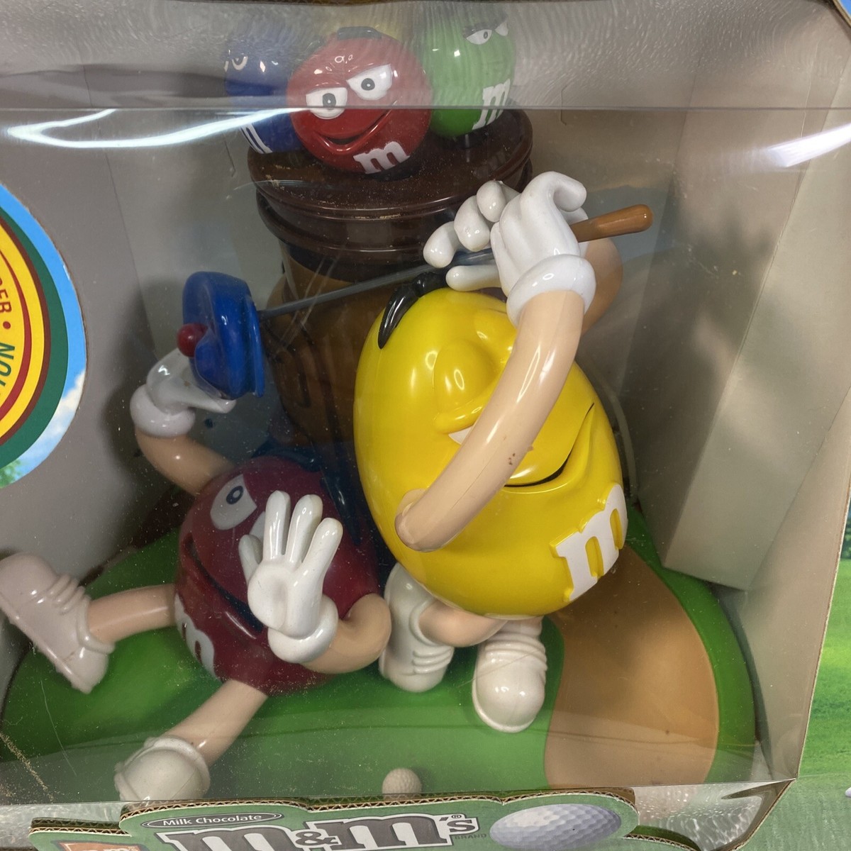 M&M's Muligan-Ville キャンディディスペンサー Amazon.com: M&M's Mulligan Ville Candy Dispenser: Food