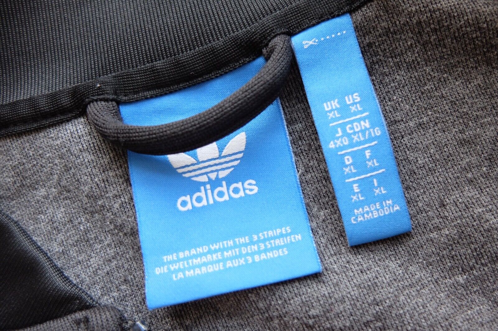 Adidas Originals Superstar TT tracksuit jacket Bl… - image 9