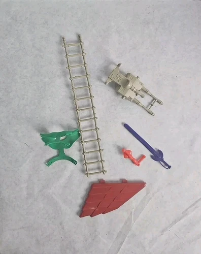 Vintage MOTU WEAPONS & ACCESSORIES LOT Misc Pieces Lot Of 6