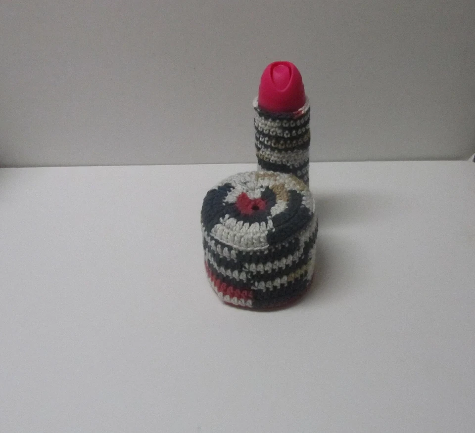 Acogedor papel higiénico, acogedor rollo doble de repuesto, acogedor juego de rociado para habitación Foto 2 de 4