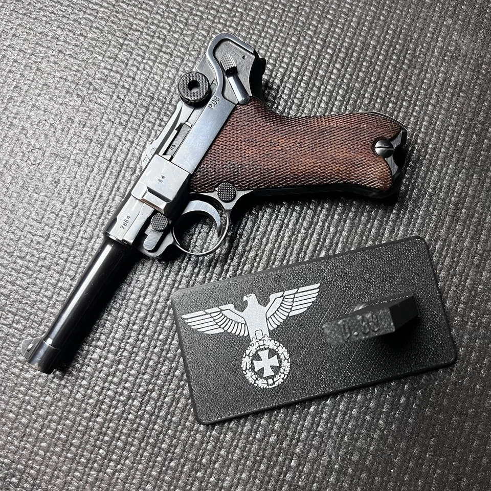 Suporte de exibição para pistola Luger P08 suporte para arma de manutenção Segunda Guerra Mundial alemão - Imagem 2 de 4