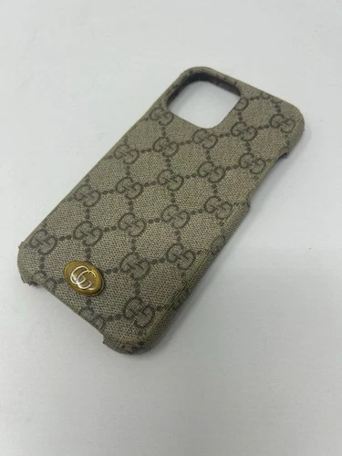 Gucci Ophidia case iPhone 13 Pro Max Shows Wear On Corners