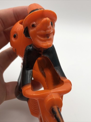 Vintage Halloween Witch Jack O' Lantern Motorcycle Bicycle Broom Plastic Toy - Picture 4 of 5
