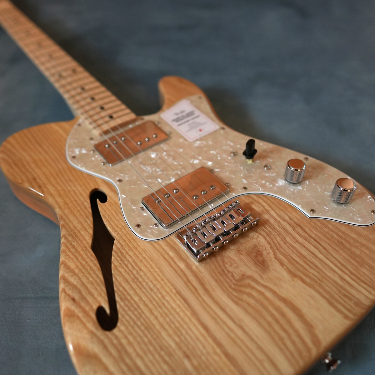 Fender Made in Japan Traditional 70s Telecaster Thinline Natural