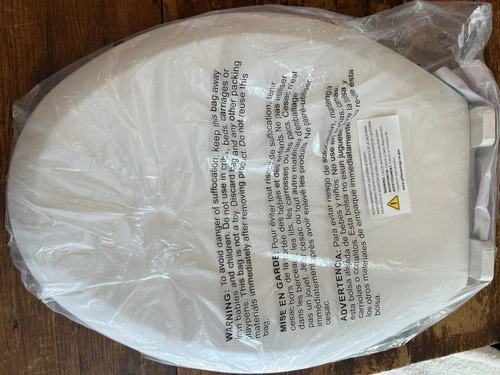 PROFLO PFTSEC2000WH Elongated Slow Close Toilet Seat & Lid in White - Picture 6 of 7