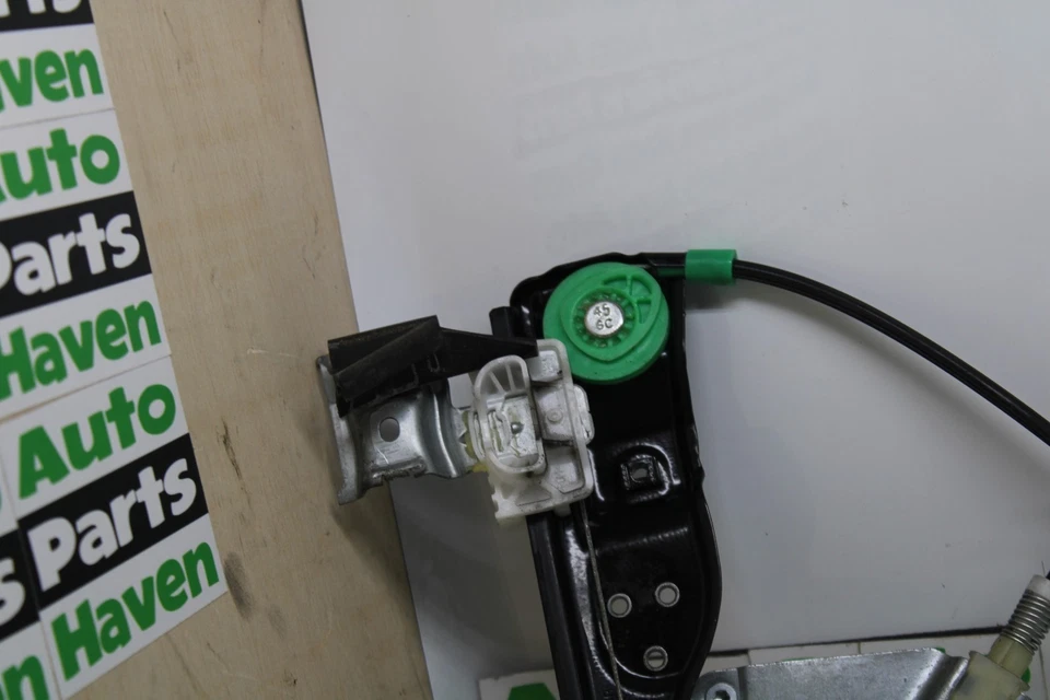 2008 Hummer H3 Left LH Driver Side Front Door Window Regulator OEM - Image 2 of 4