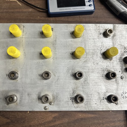 TELEWAVE INC. RECEIVER DISTRUBUTION PANEL TWR24-860 - Zdjęcie 3 z 5