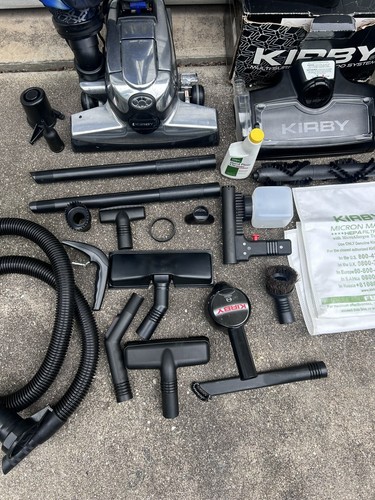 Kirby Avalir 2 Upright Vacuum, Shampoo System& Attachments. FREE SHIPPING - Picture 3 of 10