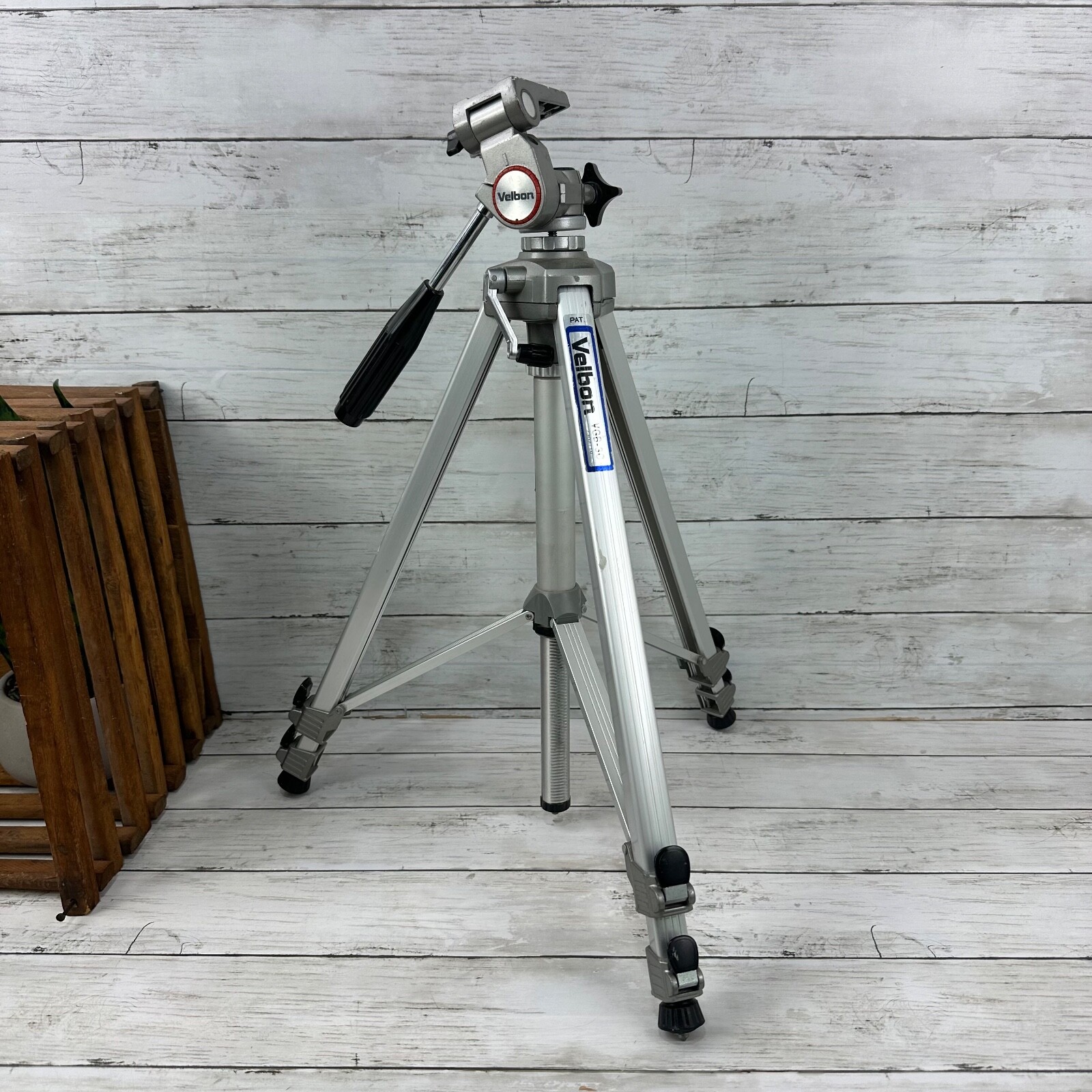 Velbon Camera Tripod VGB3C Adjustable Heavy Duty Pan Tilt 3 Way Crank
