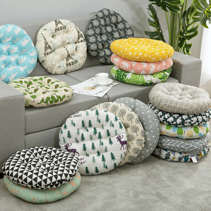 Round outdoor seat clearance pads