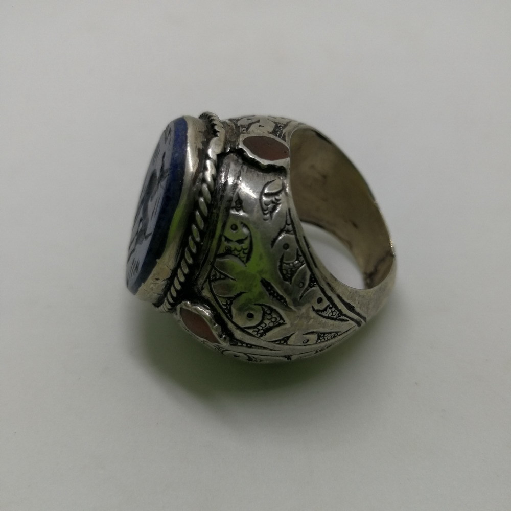 Picture 3 of 6