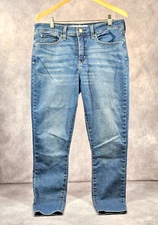 Signature by Levi Strauss Gold Women's Totally Shaping High Rise Skinny Jeans