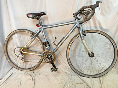 triumph 1200 xe scrambler